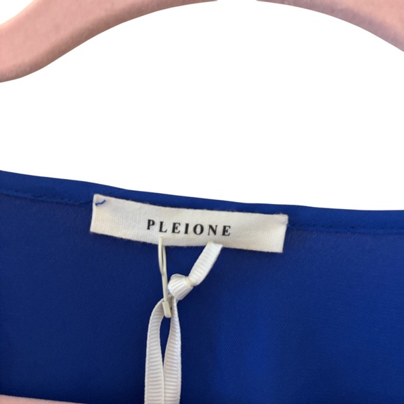 NWT Pleione Royal Blue Flutter Sleeve Peplum Blouse Size Small - Picture 2 of 9